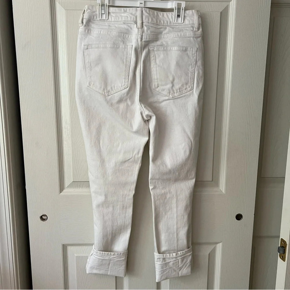 H & M Women’s High-Rise White Cuffed Denim Jeans Pants Size 2 - Picture 5 of 12